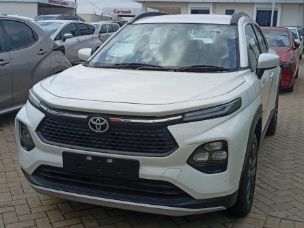TOYOTA URBAN CRUISER TAISOR 