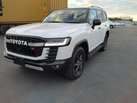 TOYOTA LAND CRUISER V6 LC300 TWIN TURBO