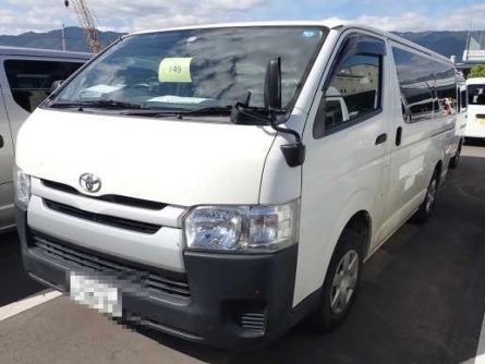 TOYOTA HIACE