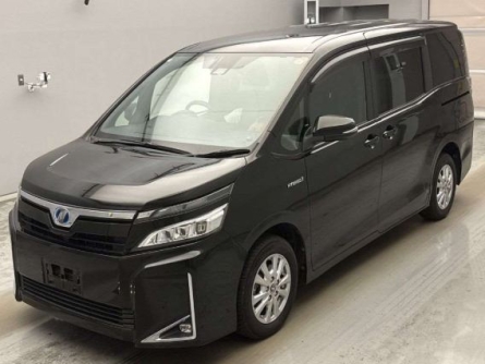 TOYOTA VOXY HYBRID
