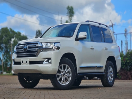 TOYOTA LAND CRUISER V8