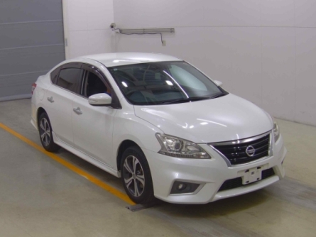 NISSAN BLUEBIRD