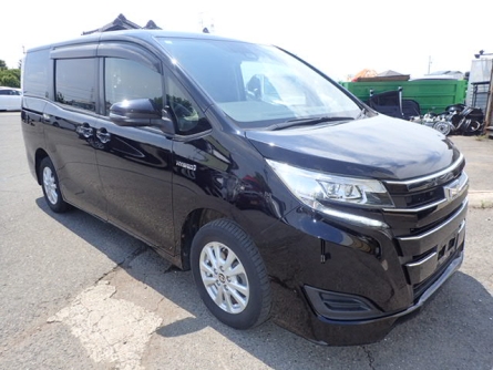 TOYOTA NOAH HYBRID