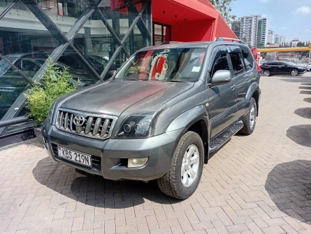 TOYOTA LAND CRUISER PRADO.