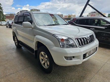 TOYOTA LAND CRUISER PRADO.