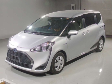 TOYOTA SIENTA HYBRID