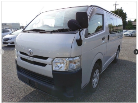 TOYOTA HIACE