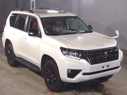 TOYOTA LAND CRUISER PRADO.