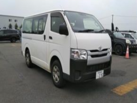 TOYOTA HIACE