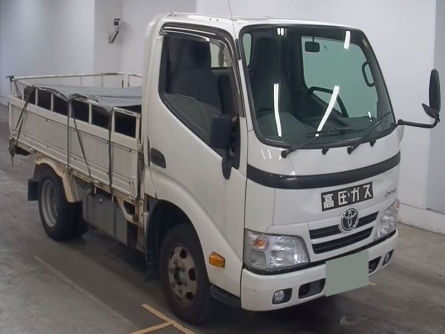 TOYOTA DYNA CANTER