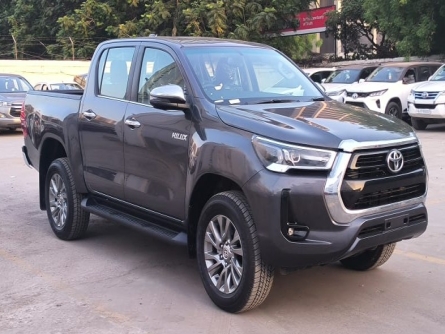 TOYOTA HILUX DOUBLE CAB