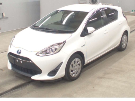 TOYOTA AQUA HYBRID