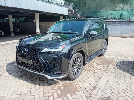 LEXUS LX500d F SPORT