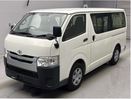 TOYOTA HIACE