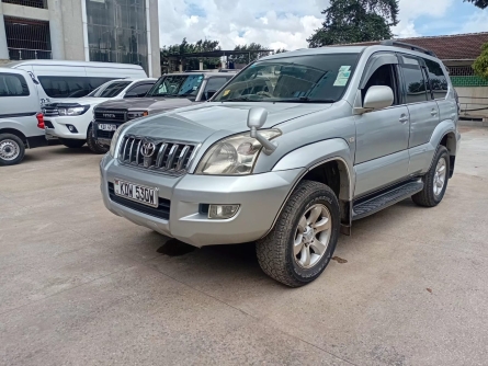 TOYOTA LAND CRUISER PRADO.