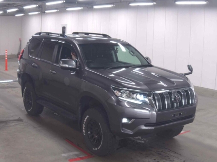 TOYOTA LAND CRUISER PRADO.