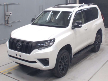 TOYOTA LAND CRUISER PRADO.