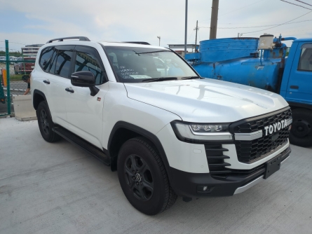 TOYOTA LAND CRUISER V6 LC300 TWIN TURBO