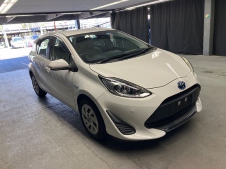 TOYOTA AQUA HYBRID