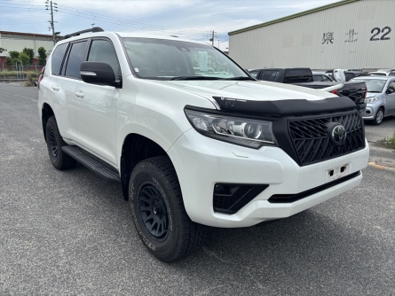 TOYOTA LAND CRUISER PRADO.