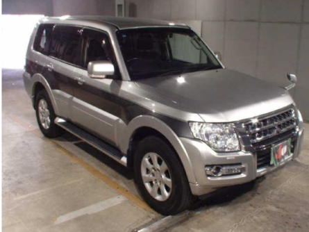 MITSUBISHI PAJERO